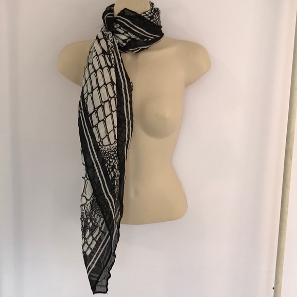 NWT Florence Broadhurst Exclusive prince scarf - Picture 3 of 5